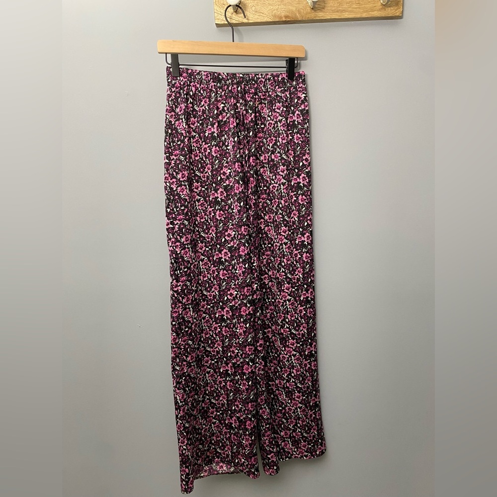 Mi ami flower pants size - small (item# 0011)